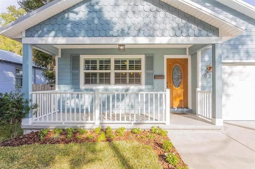 Modern, Upscale, And New Blue Bungalow In The Heart Of Downtown St Augustine St. Augustine Exterior photo